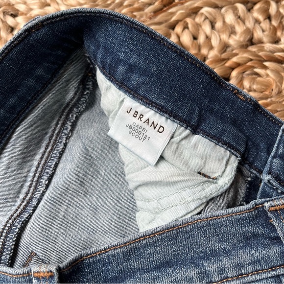 J BRAND Denim Capri in Scout Blue, 28 - Picture 5 of 6